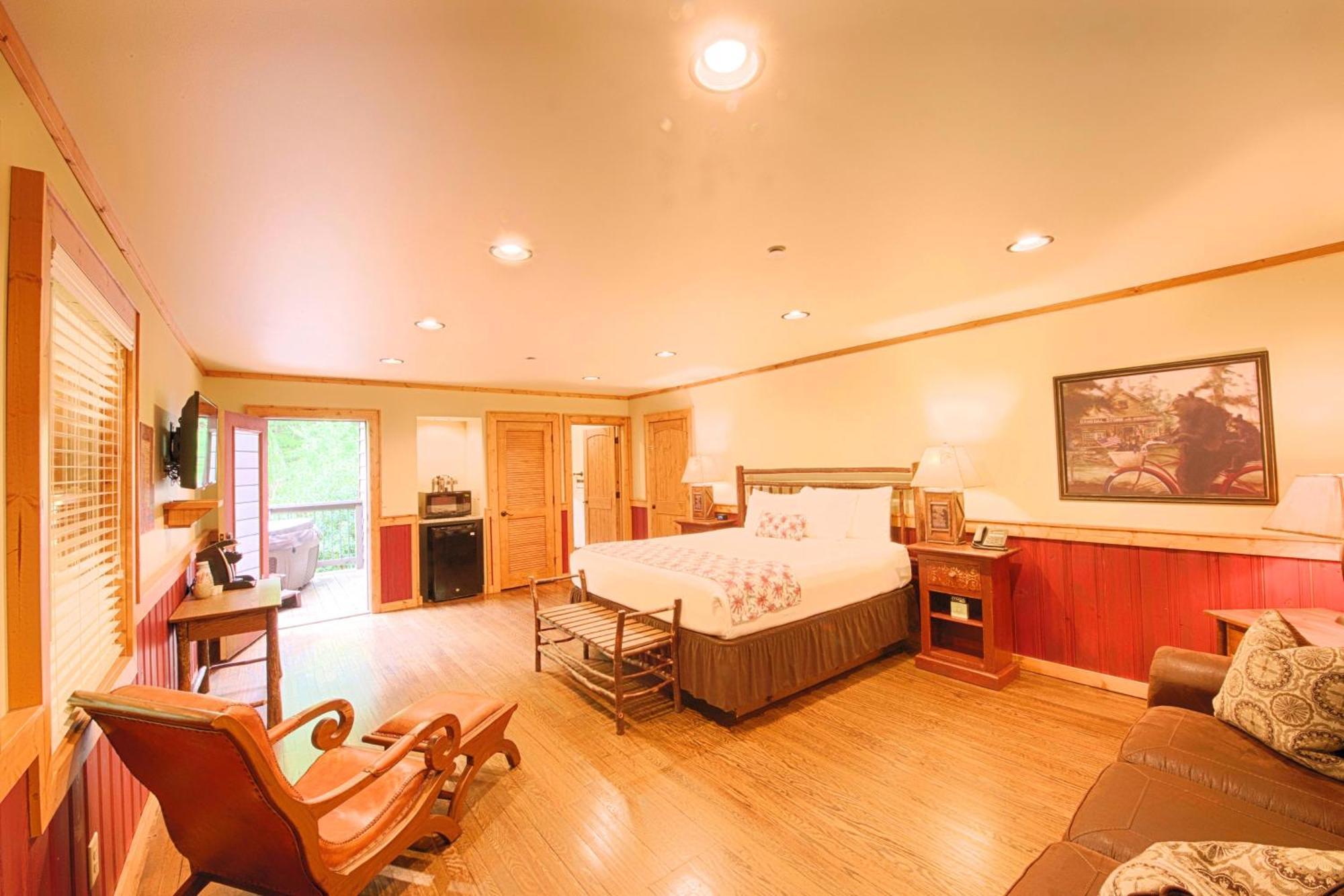 Lodge Historic Tapoco