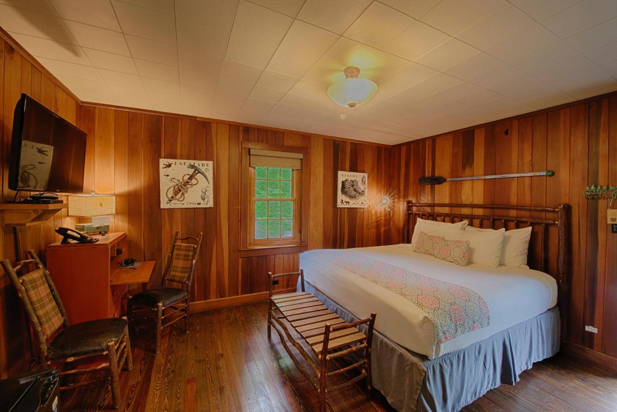 Lodge Historic